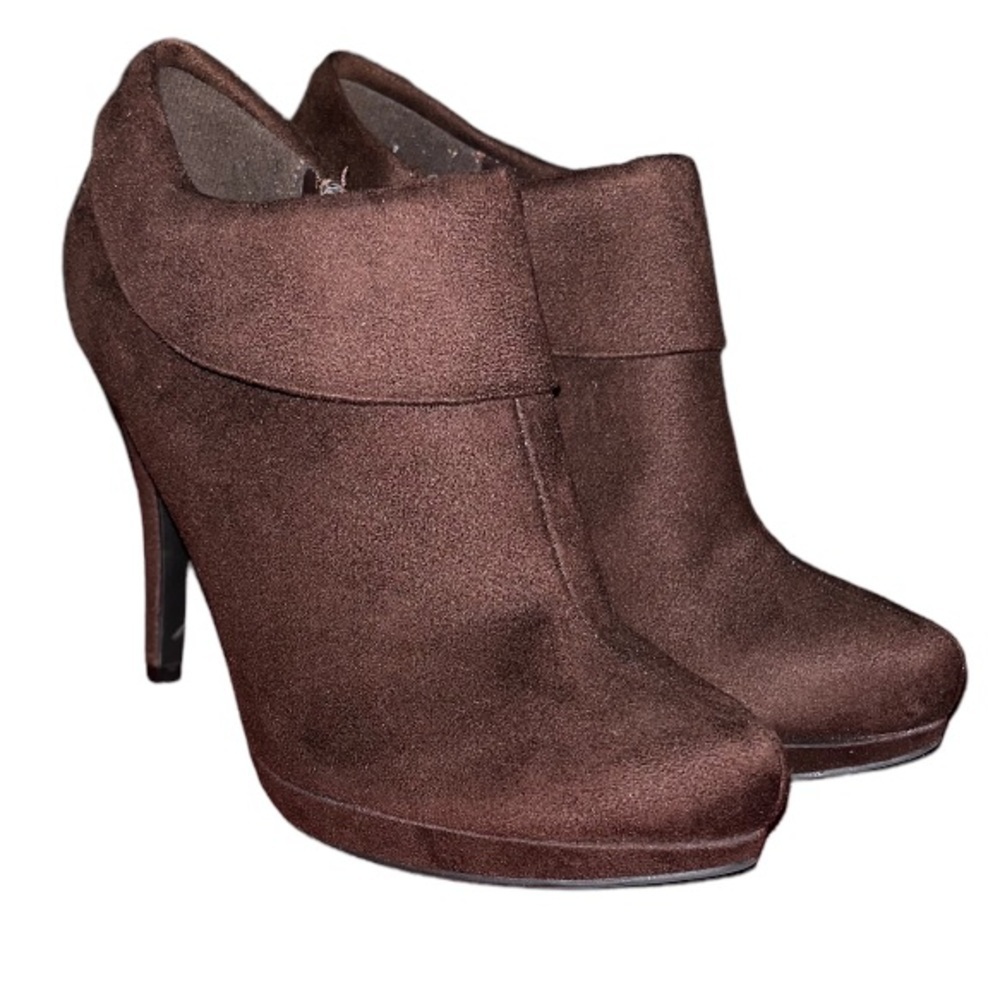 𝅺x-appeal Quincey Brown Faux Suede Stiletto Heel Booties